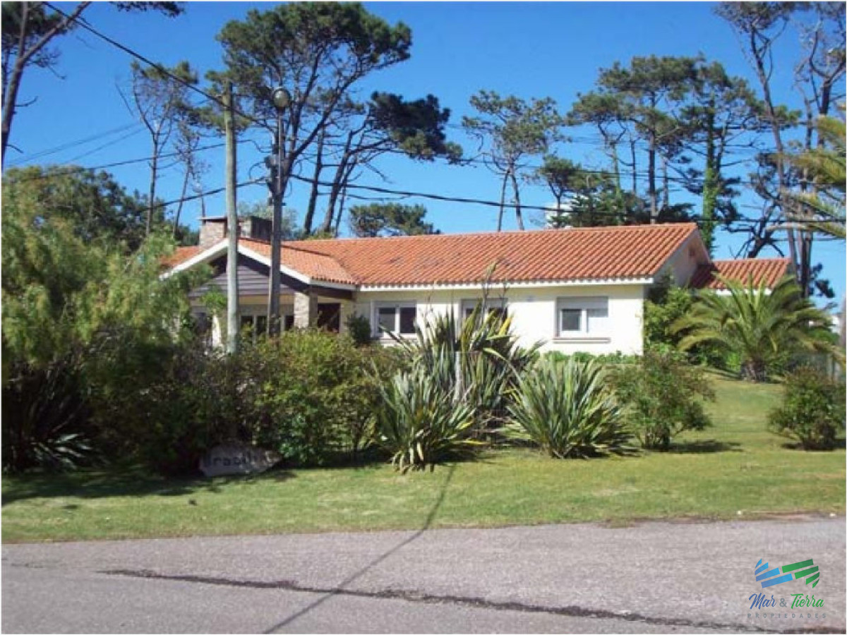 Casa ID.1955 - Imperdible oportunidad en venta... San Rafael- Punta del Este