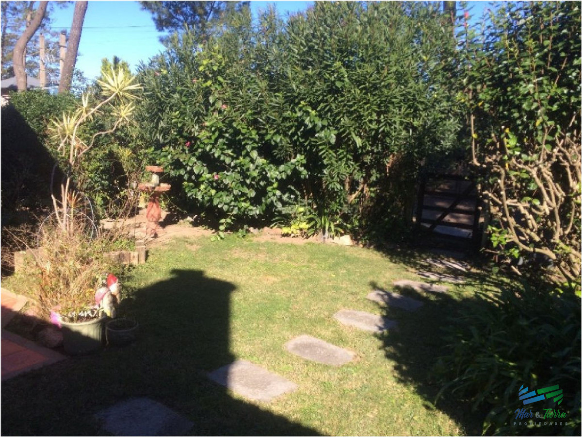 Casa ID.1964 - Hermoso Chalet.... en lindo barrio, ideal para vivir todo el año.