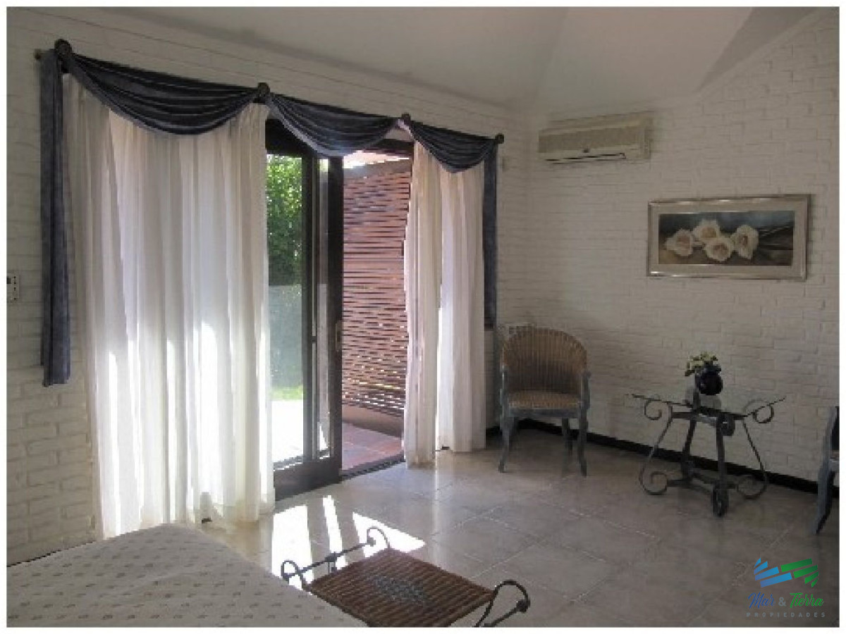 Casa ID.1592 - Casa en Lugano, 4 dormitorios *