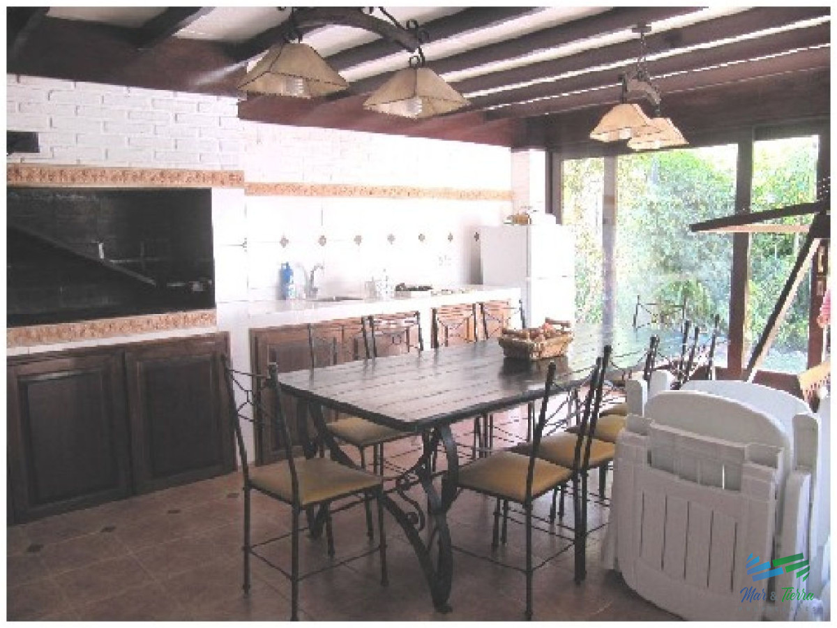 Casa ID.1592 - Casa en Lugano, 4 dormitorios *
