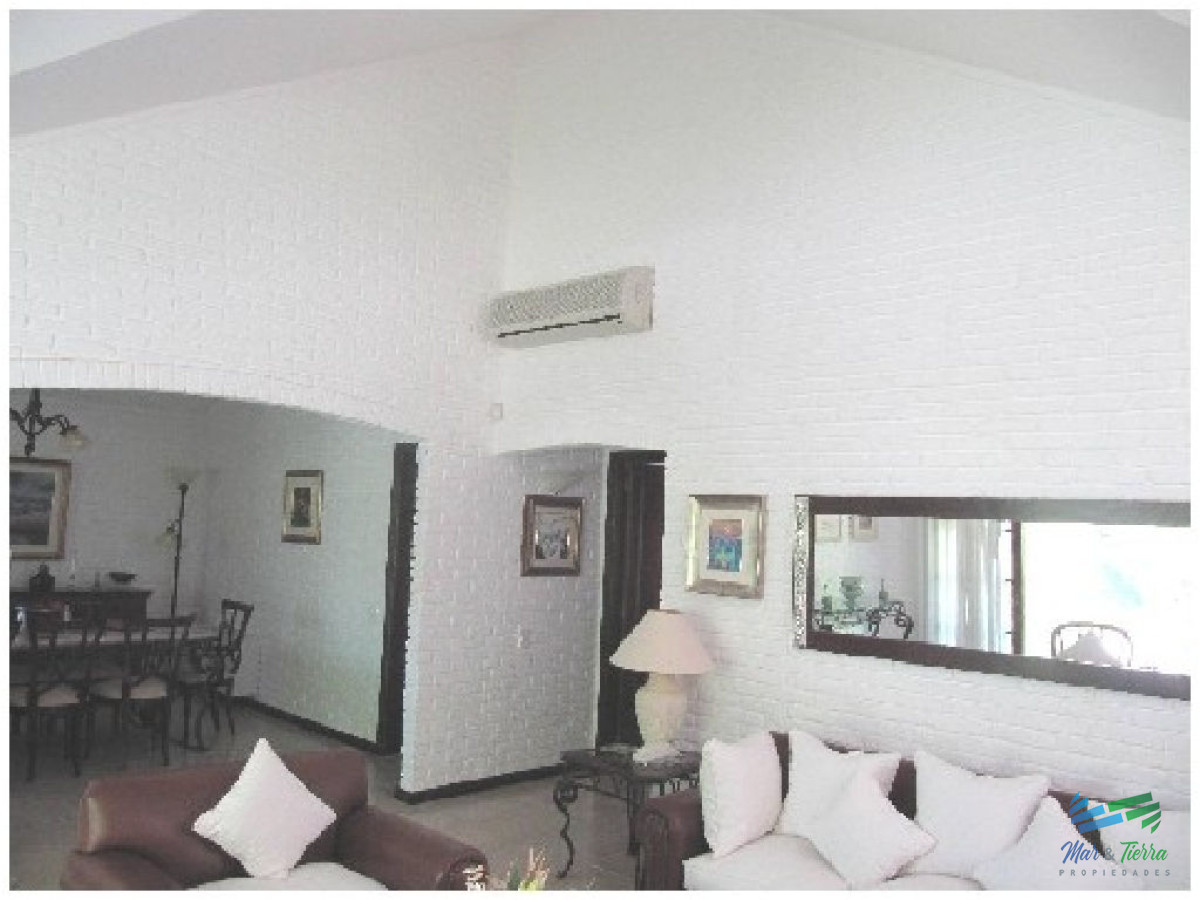 Casa ID.1592 - Casa en Lugano, 4 dormitorios *