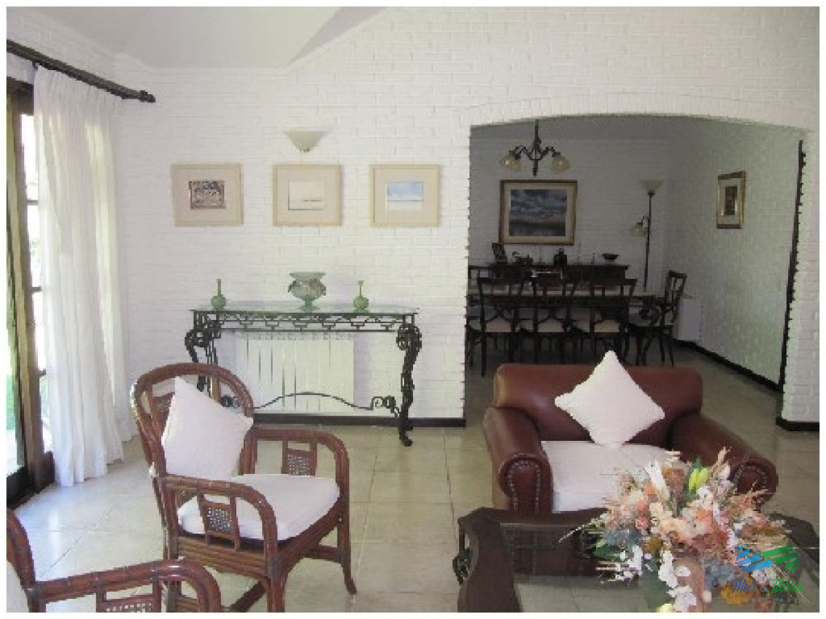 Casa ID.1592 - Casa en Lugano, 4 dormitorios *