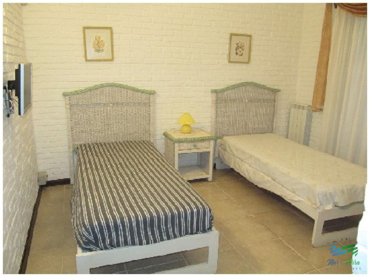 Casa ID.1592 - Casa en Lugano, 4 dormitorios *