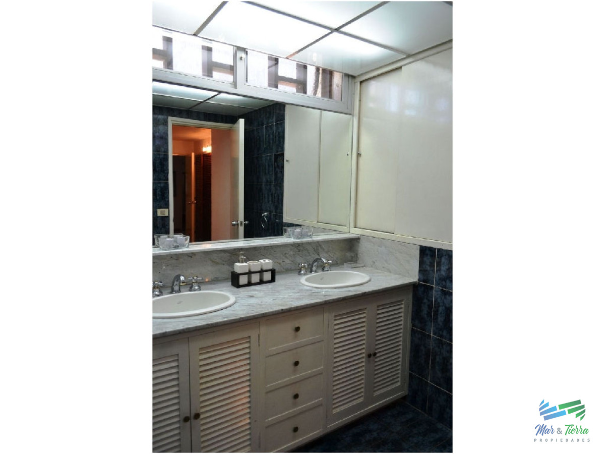 Casa ID.1615 - Casa en venta. Zona Cantegril. Punta del este.
