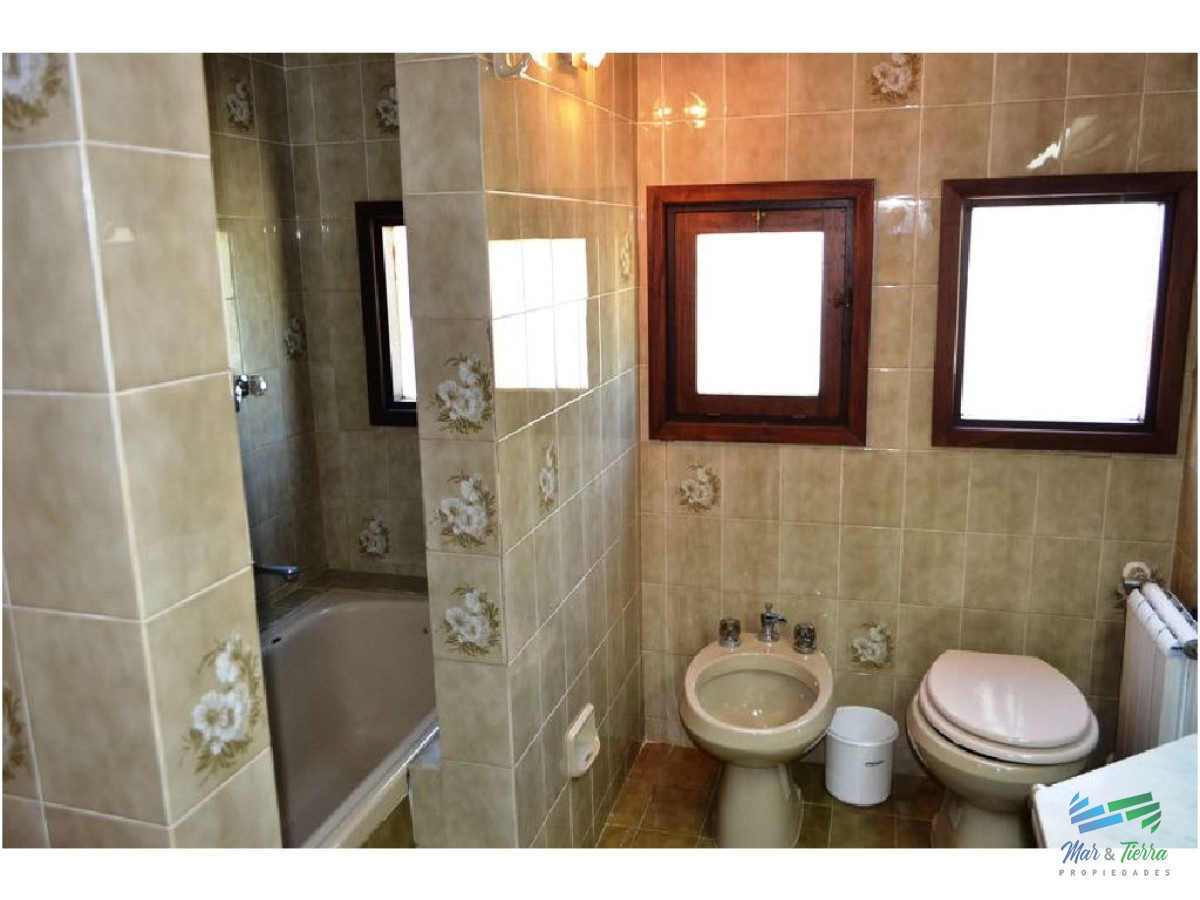 Casa ID.1615 - Casa en venta. Zona Cantegril. Punta del este.