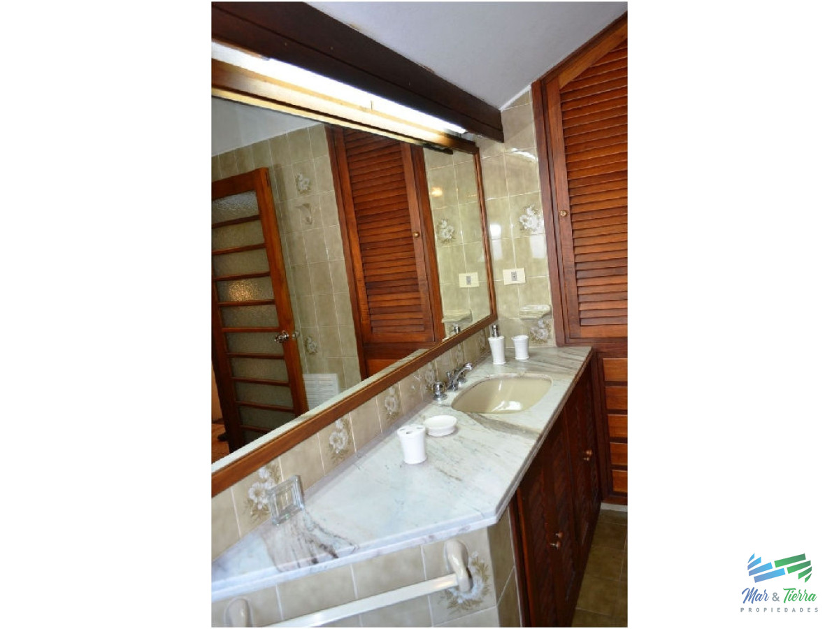 Casa ID.1615 - Casa en venta. Zona Cantegril. Punta del este.
