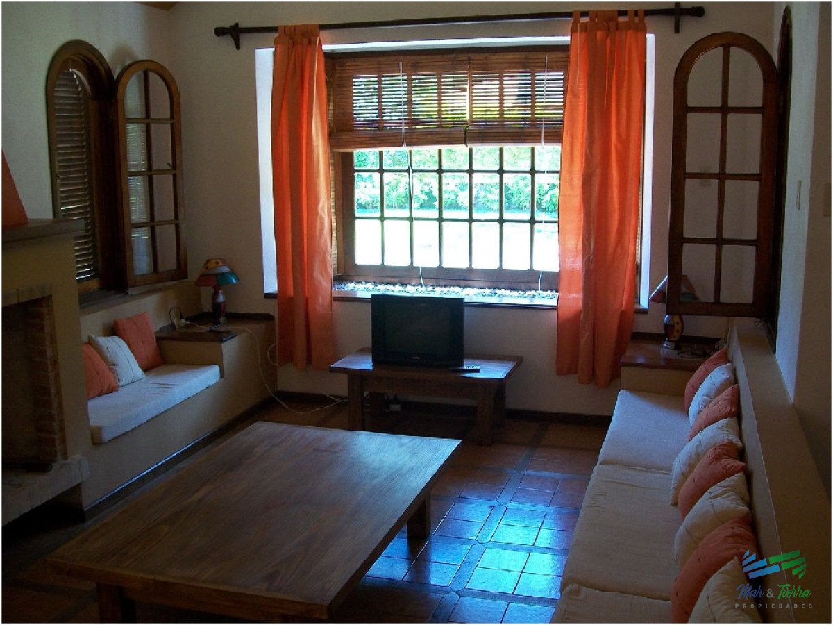 Casa ID.1551 - Casa en San Rafael, 3 dormitorios *