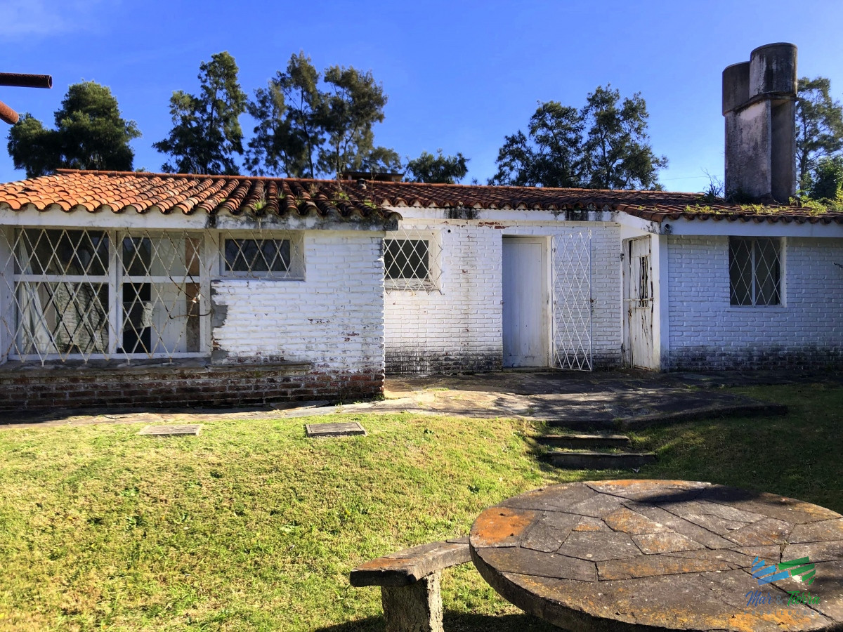 Casa ID.4373 - Venta de casa PH de 2 dormitorios en Barrio Golf, Punta del Este