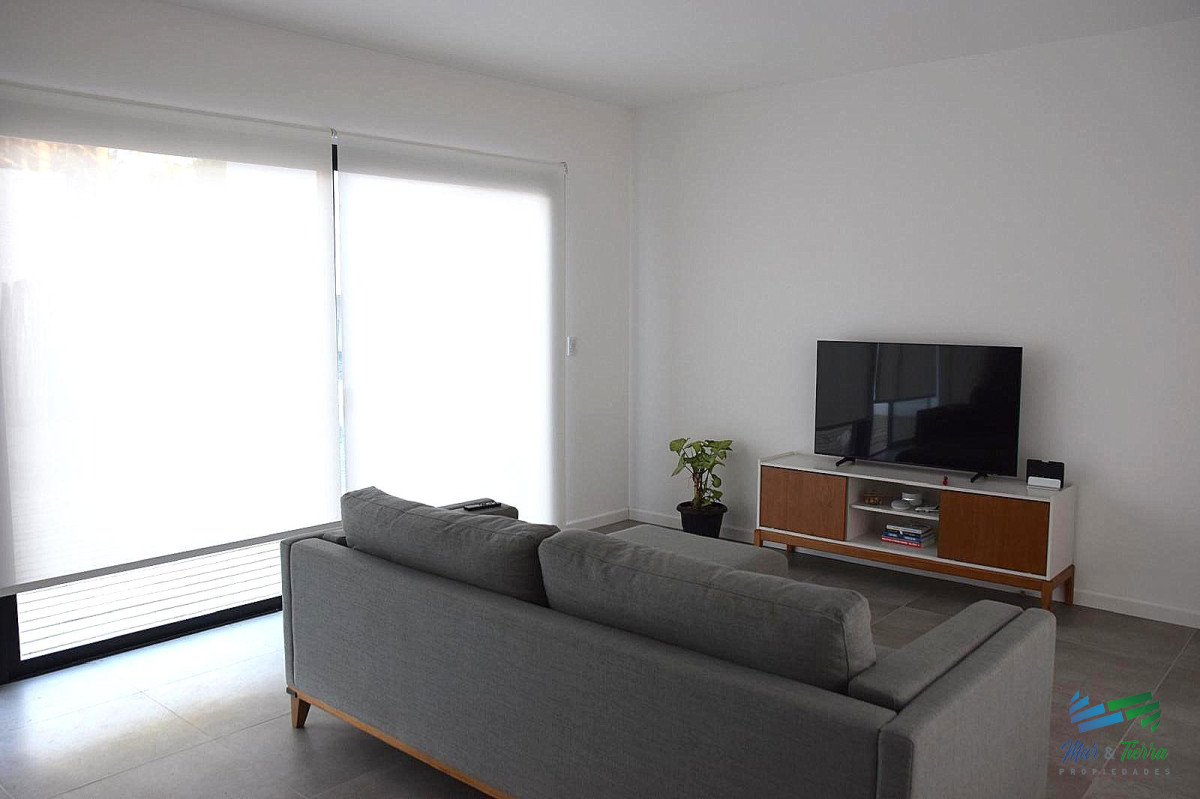 Burnett - GoPunta - Portal Inmobiliario de Punta del Este - Maldonado