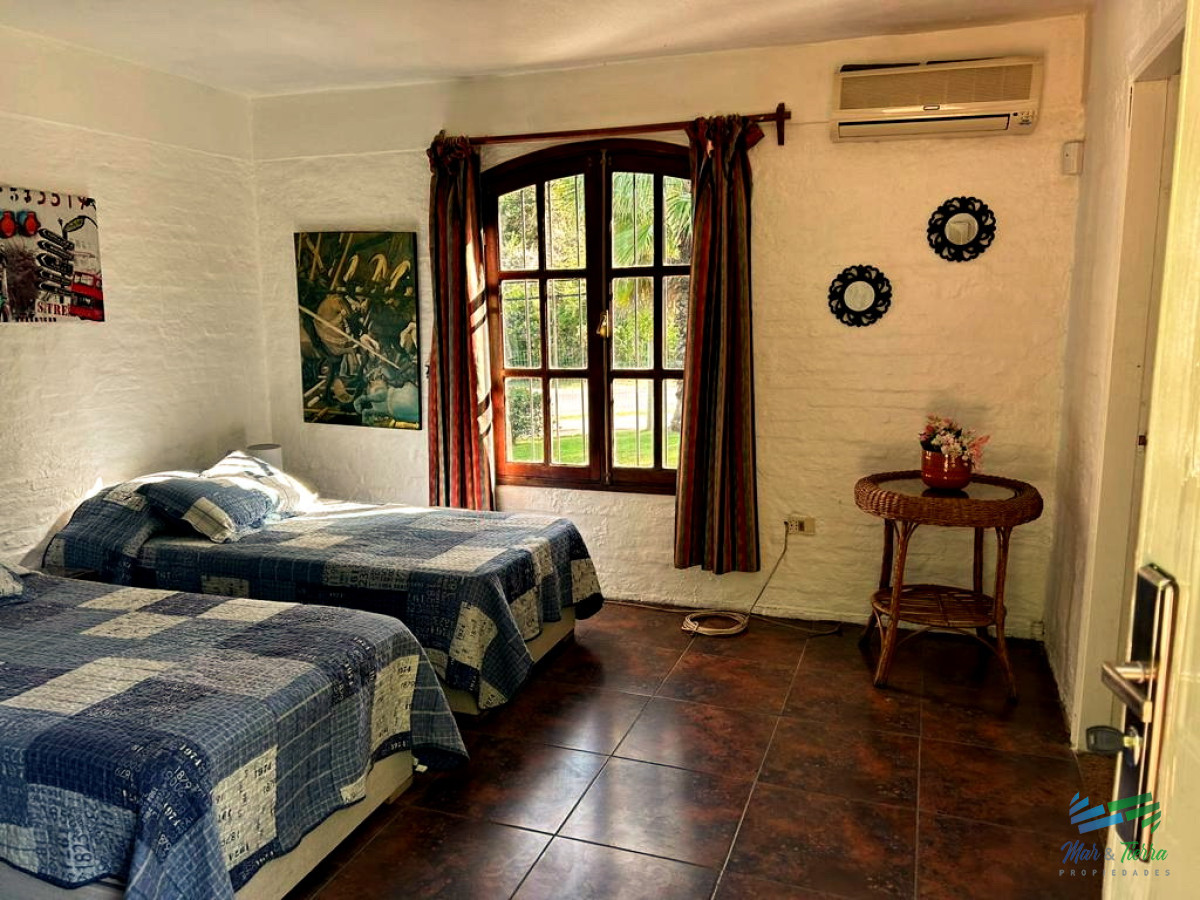 Casa ID.1702 - Casa en Pinares, 3 dormitorios *