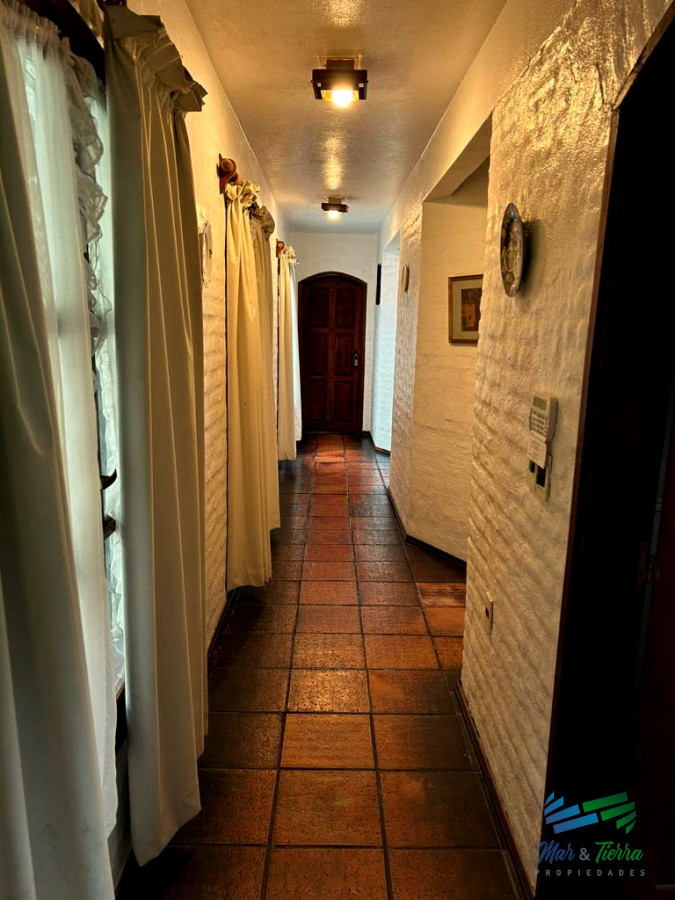 Casa ID.1702 - Casa en Pinares, 3 dormitorios *
