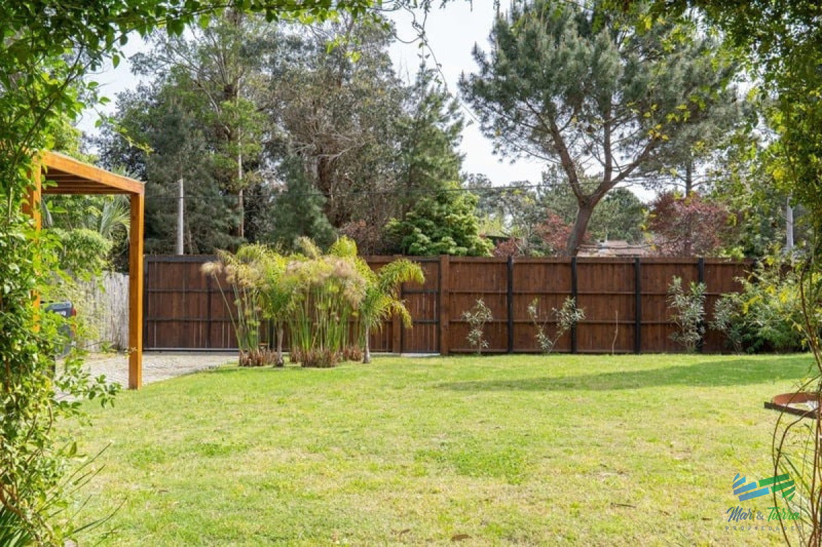 Casa ID.5709 - Venta de casa en Rincon del Indio Punta del este 