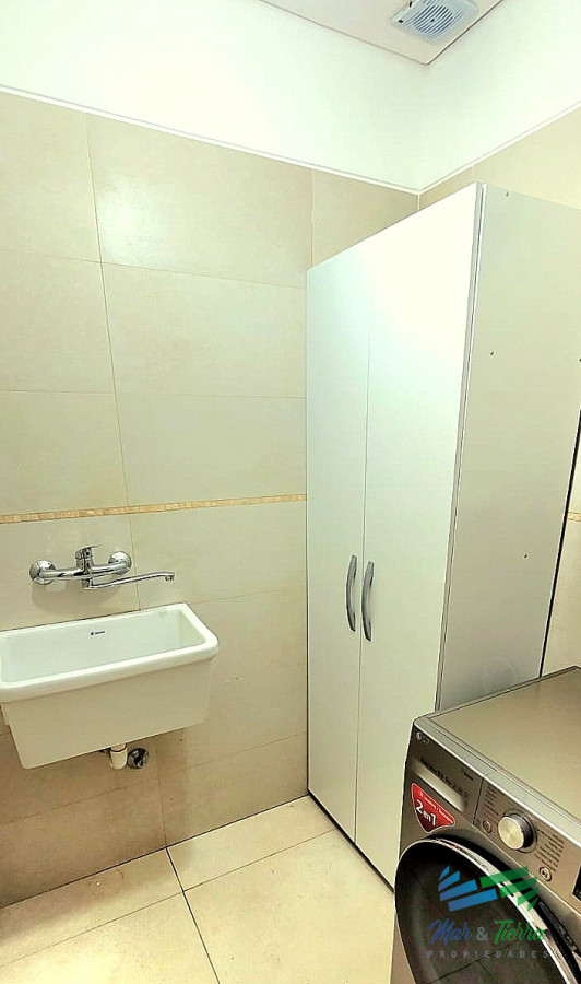 Casa ID.4108 - Venta y alquiler de casa nueva en Beverly Hills Punta del este de 4 dormitorios