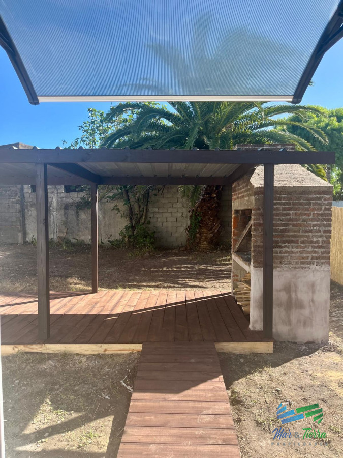 Casa ID.5344 - Cómoda, practica y bien ubicada, casa ideal para vivir todo el año a muy buen precio!