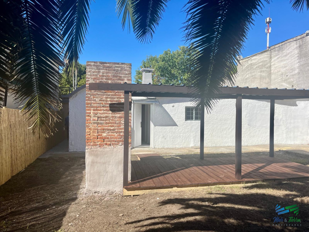 Casa ID.5344 - Cómoda, practica y bien ubicada, casa ideal para vivir todo el año a muy buen precio!