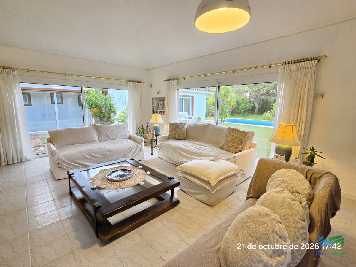 Casa ID.1672 - ALQUILO CASA CON PISCINA EN SAN RAFAEL, PUNTA DEL ESTE 