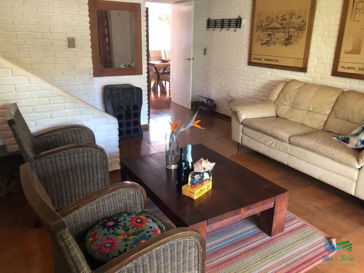 Casa ID.1673 - Casa en San Rafael, 5 dormitorios *
