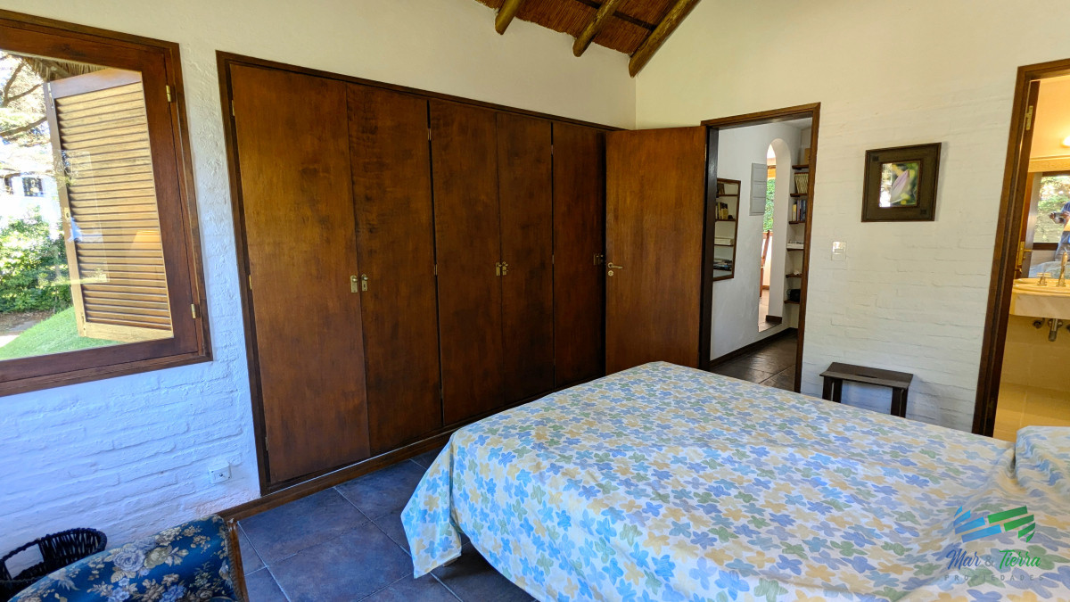 Casa ID.4429 - En venta casa de 3 dormitorios y 3 baños en Rincon del indio, Punta del Este.