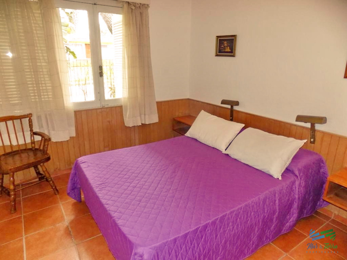 Casa ID.4447 - CASA CON PISCINA, 4 DORMITORIOS, MANSA, PUNTA DEL ESTE 