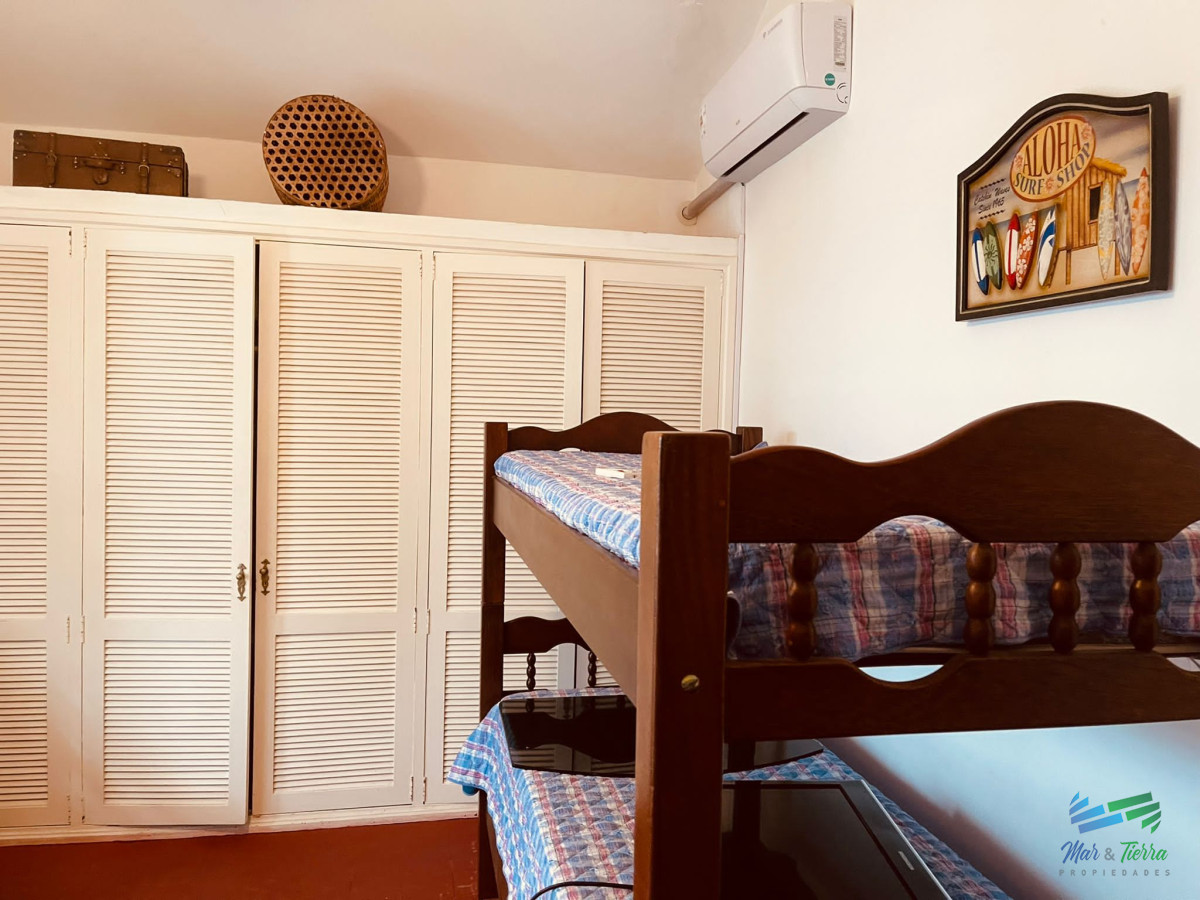 Casa ID.4129 - Alquilo casa 4 dormitorios con pisicna en playa mansa, Punta del Este