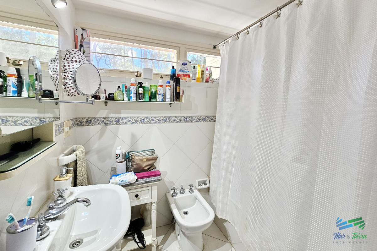Casa ID.5116 - Vendo Duplex tipo casa de 2 dormitorios, reciclado, en San Rafael, Punta del Este.