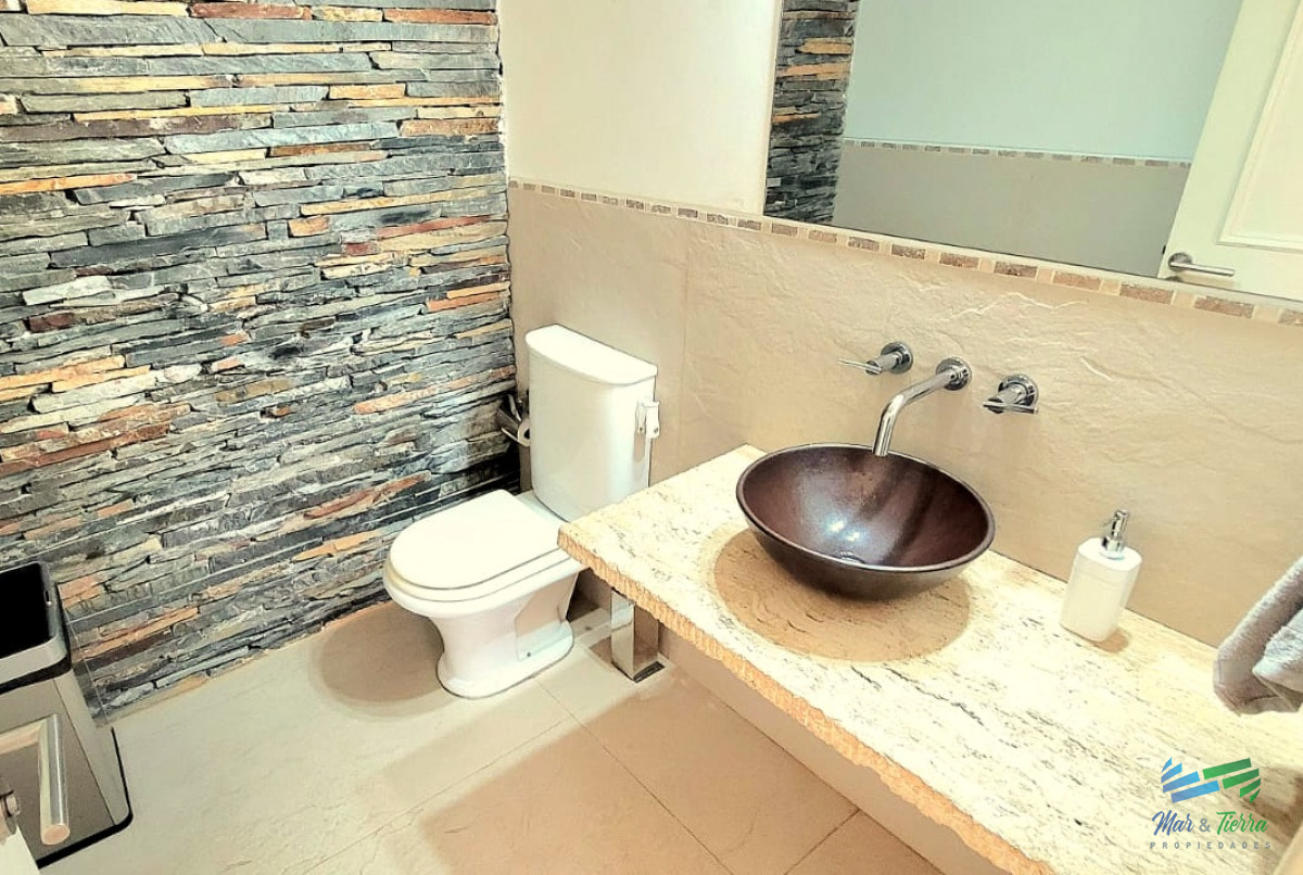 Casa ID.4108 - Venta y alquiler de casa nueva en Beverly Hills Punta del este de 4 dormitorios