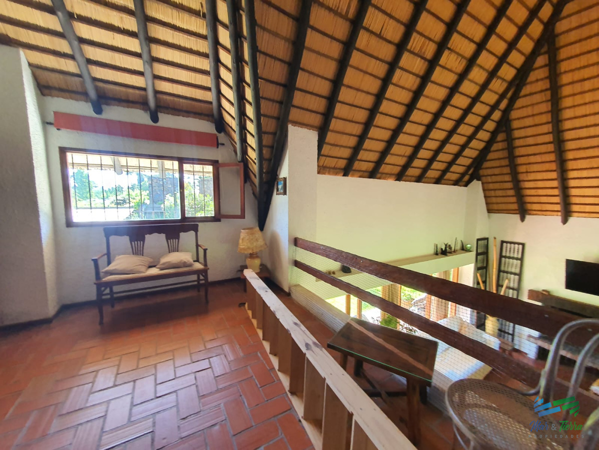 Casa ID.4817 - CASA CON GRAN PATIO, PISICNA, TRES DORMITORIOS DISPONIBLE TEMPORADA 2026 