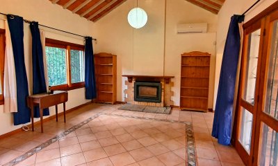 Vendo casa 5 dormitorios con gran terreno en Cantegril, Punta del Este.