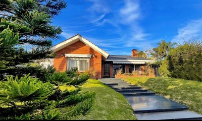 Vendo casa 5 dormitorios cerca de playa mansa, Punta del Este