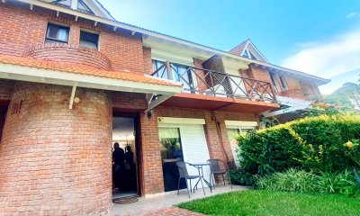 Venta de casa PH DUPLEX 2 dormitorioss en barrio Cantegril zona Roosevelt