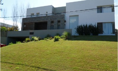 IMPERDIBLE OPORTUNIDAD EN VENTA Y ALQUILER!!!