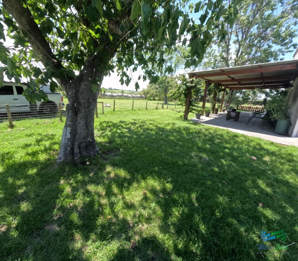 Chacra ID.5387 - Hermosa Chacra 8 Has a 10 minutos de Colonia, ideal para vivir todo el año.