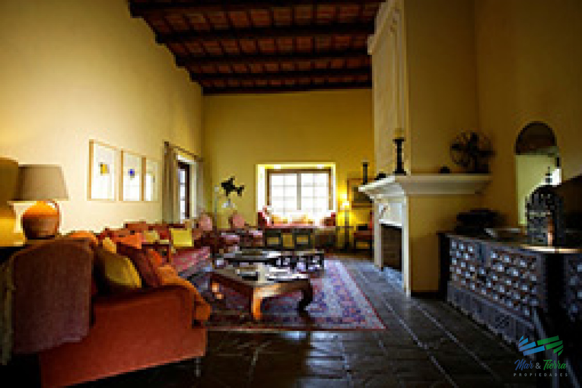 Chacra ID.5380 - Hotel del Campo - Posada negocio andando y con clientela, gran oportunidad de inversion!