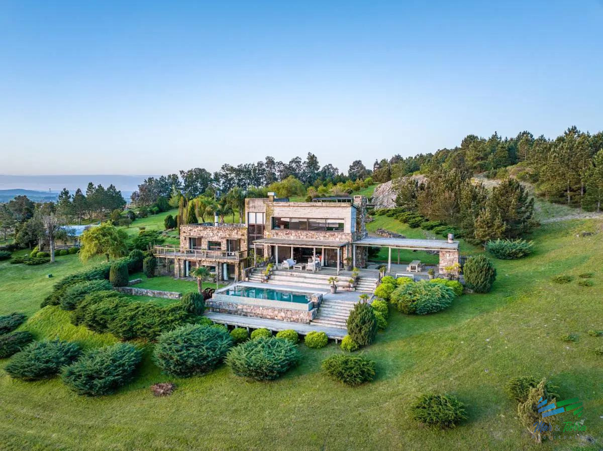 Chacra ID.5646 - Se alquila chacra a 25 minutos de Punta del Este y con las mejores vistas de la laguna del sauce!!!