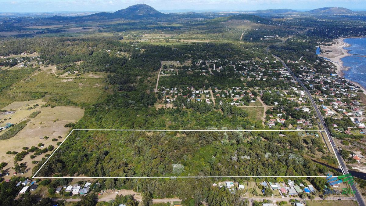 Chacra ID.5688 - Venta de chacra de 10 has frente al mar en Las Flores Piriapolis Maldonado