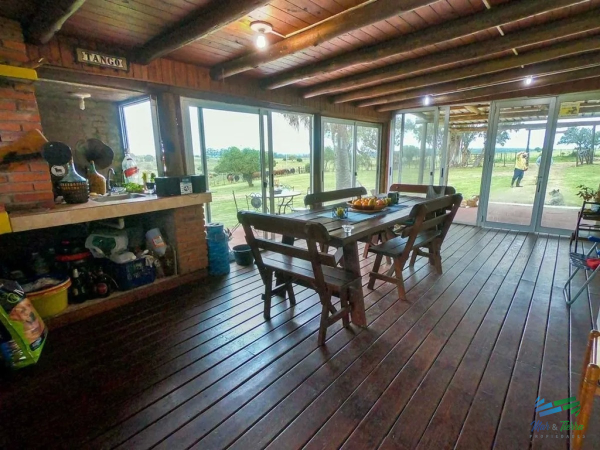 Chacra ID.4741 - Casa de campo en serio, son 7 hectáreas de paz, tranquilidad y muy bien ubicada !