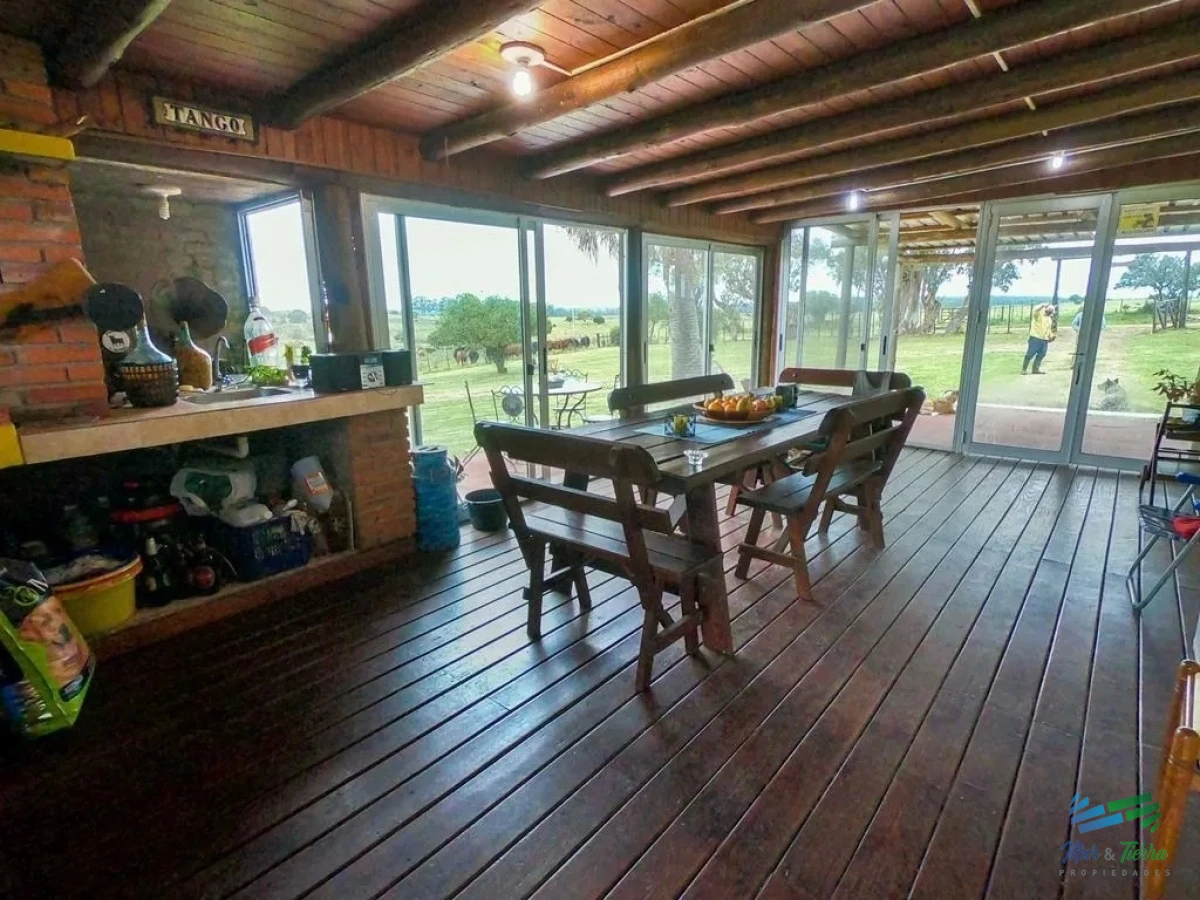 Chacra ID.4741 - Bajo de Precio !!! Casa de campo en serio, son 5 hectáreas de paz, tranquilidad y muy bien ubicada ! Fianciado hasta 6 años o Permuta chica !