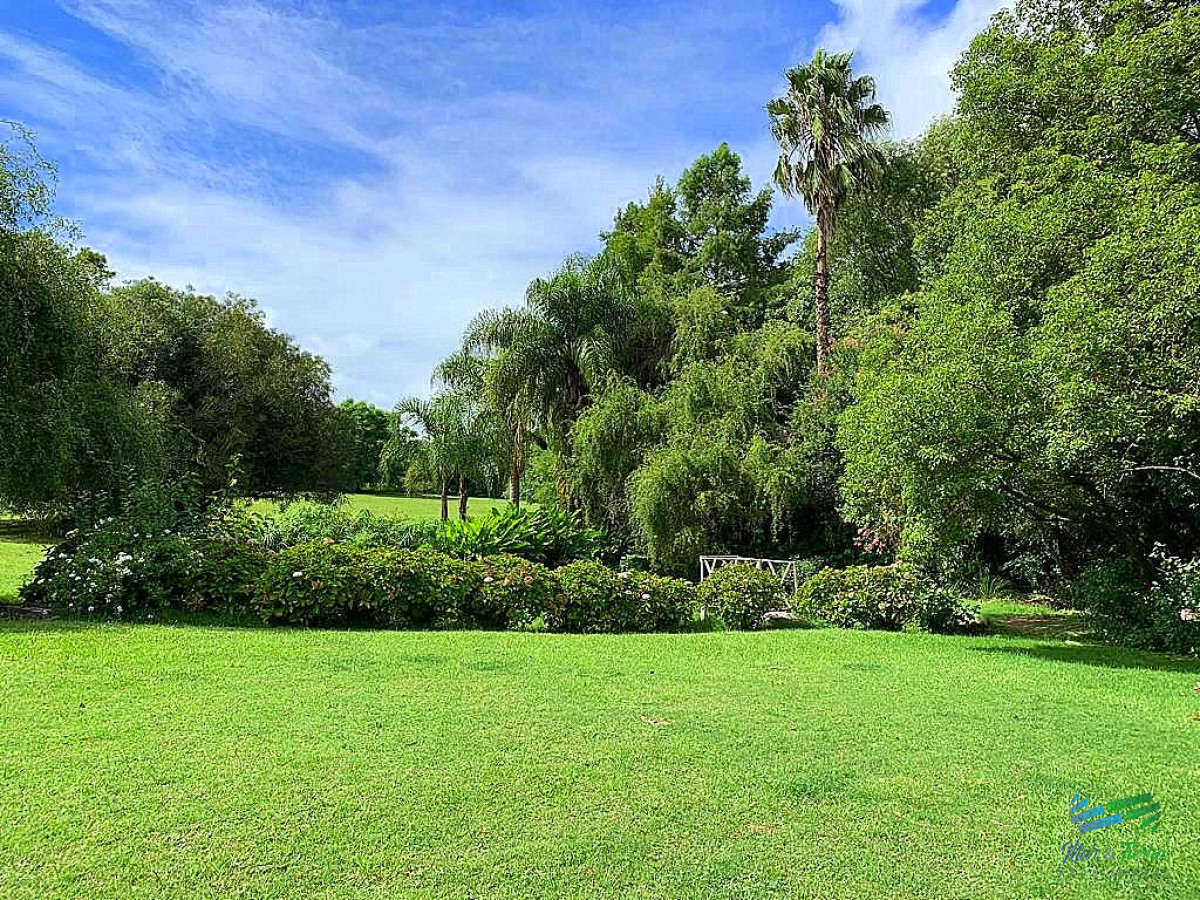 Chacra ID.4823 - Venta de estancia en Treinta y Tres, acceso por ruta 8