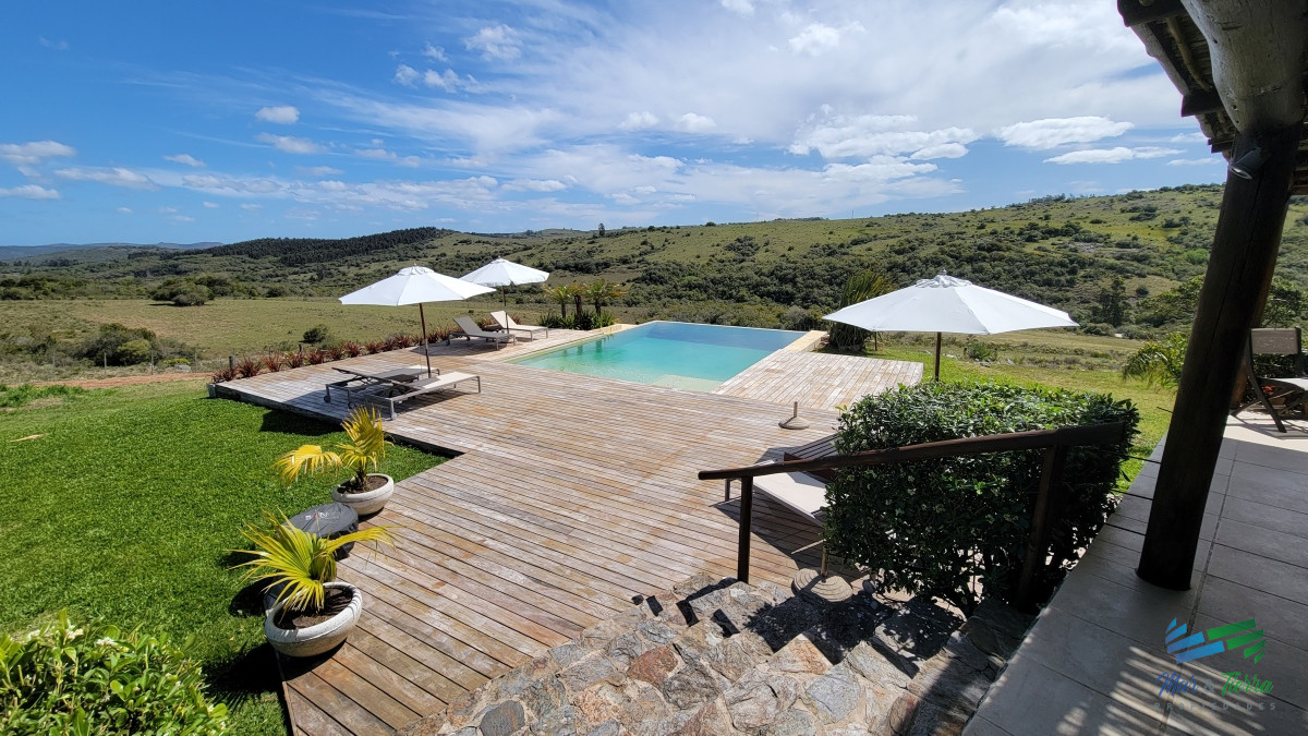 Chacra ID.4407 - Hermosa Chacra, Ideal para vivir todo el año.