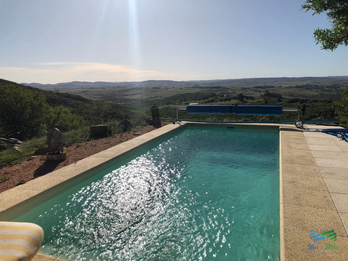Chacra ID.4324 - Bajo de Precio ! Chacra 5 Has con casa y las mejores vistas de las sierras a 50 minutos de Punta !