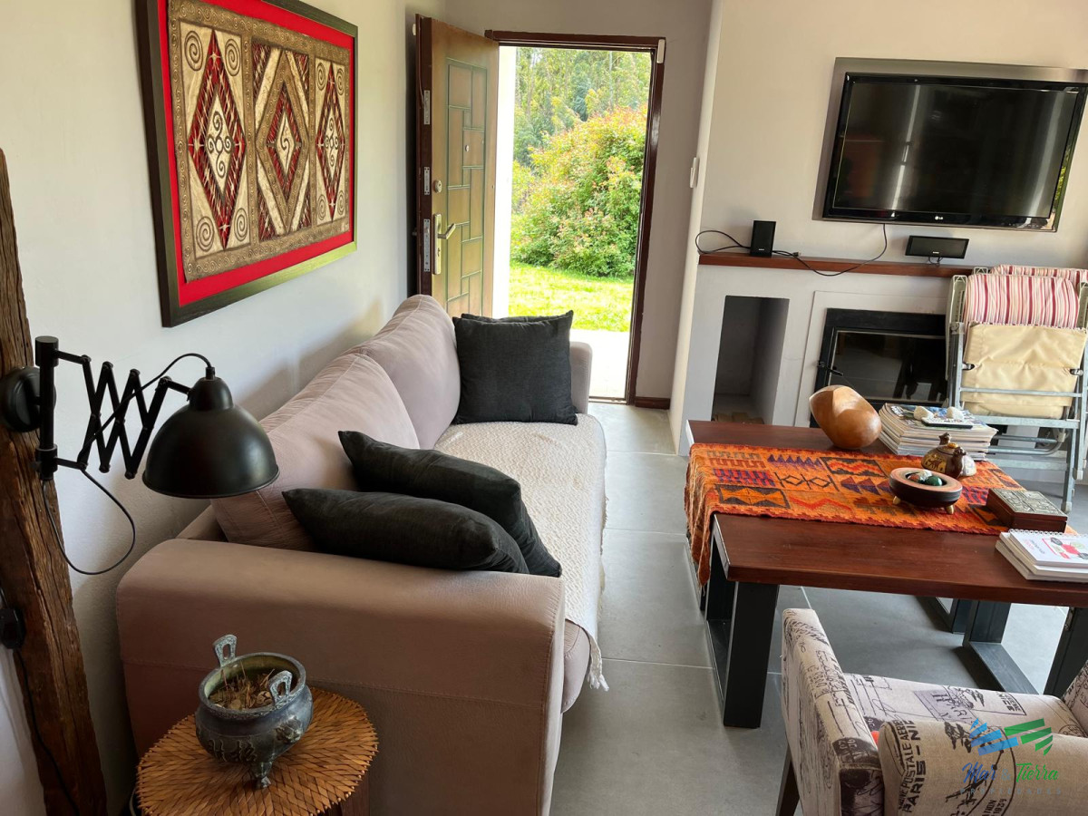 Chacra ID.5146 - En venta chacra de 6 hectareas con casa a 1 hora de Montevideo y 10 minutos del mar.