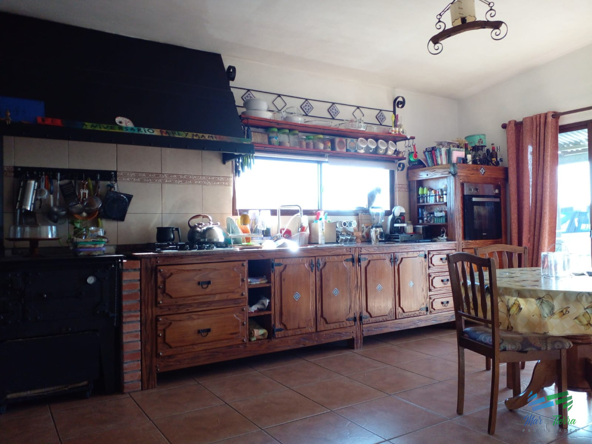 Chacra ID.4577 - 20 Has con Casa, sobre Ruta 12.