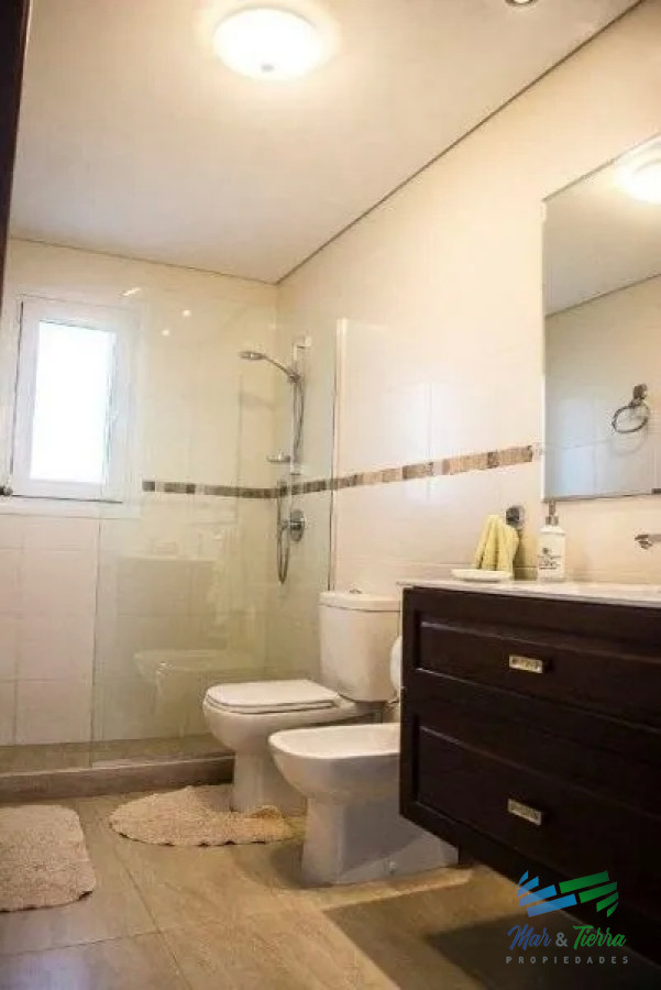 Chacra ID.4188 - Excepcional Casa de campo, Ideal para vivir todo el año, costa de arroyo y a 30 minutos de Punta 