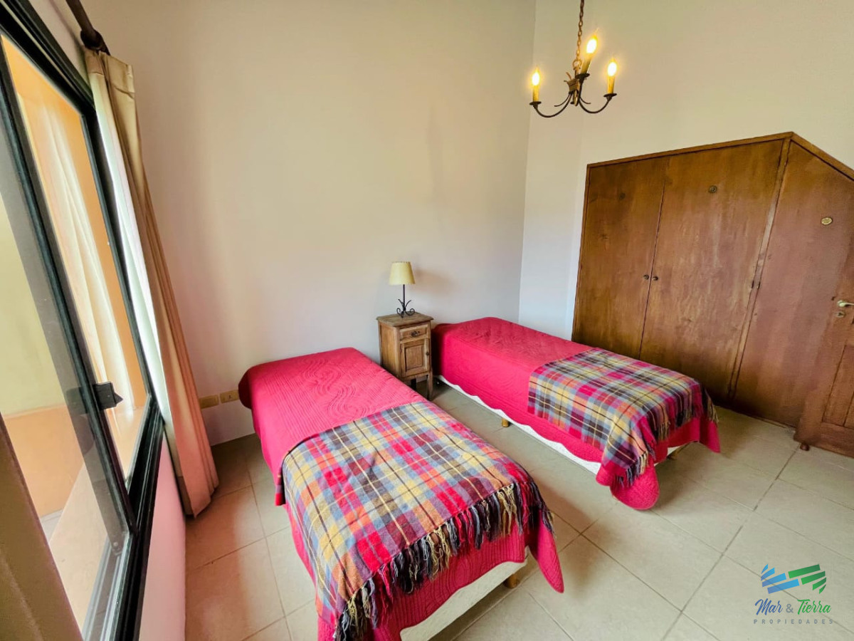 Chacra ID.2526 - Casa en venta en barrio privado EL Quijote, La Barra, Punta del Este