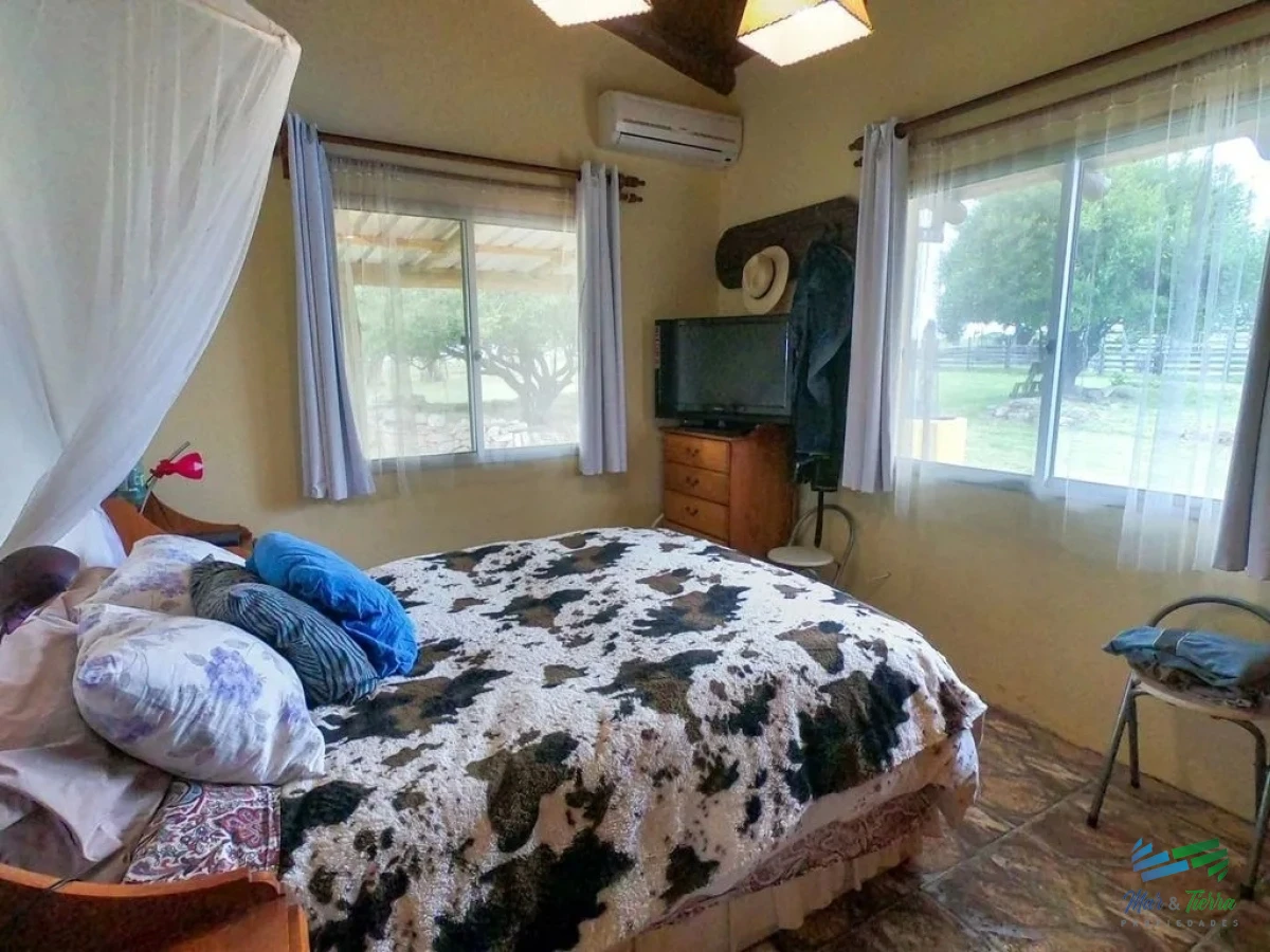 Chacra ID.4741 - Bajo de Precio !!! Casa de campo en serio, son 5 hectáreas de paz, tranquilidad y muy bien ubicada ! Fianciado hasta 6 años o Permuta chica !