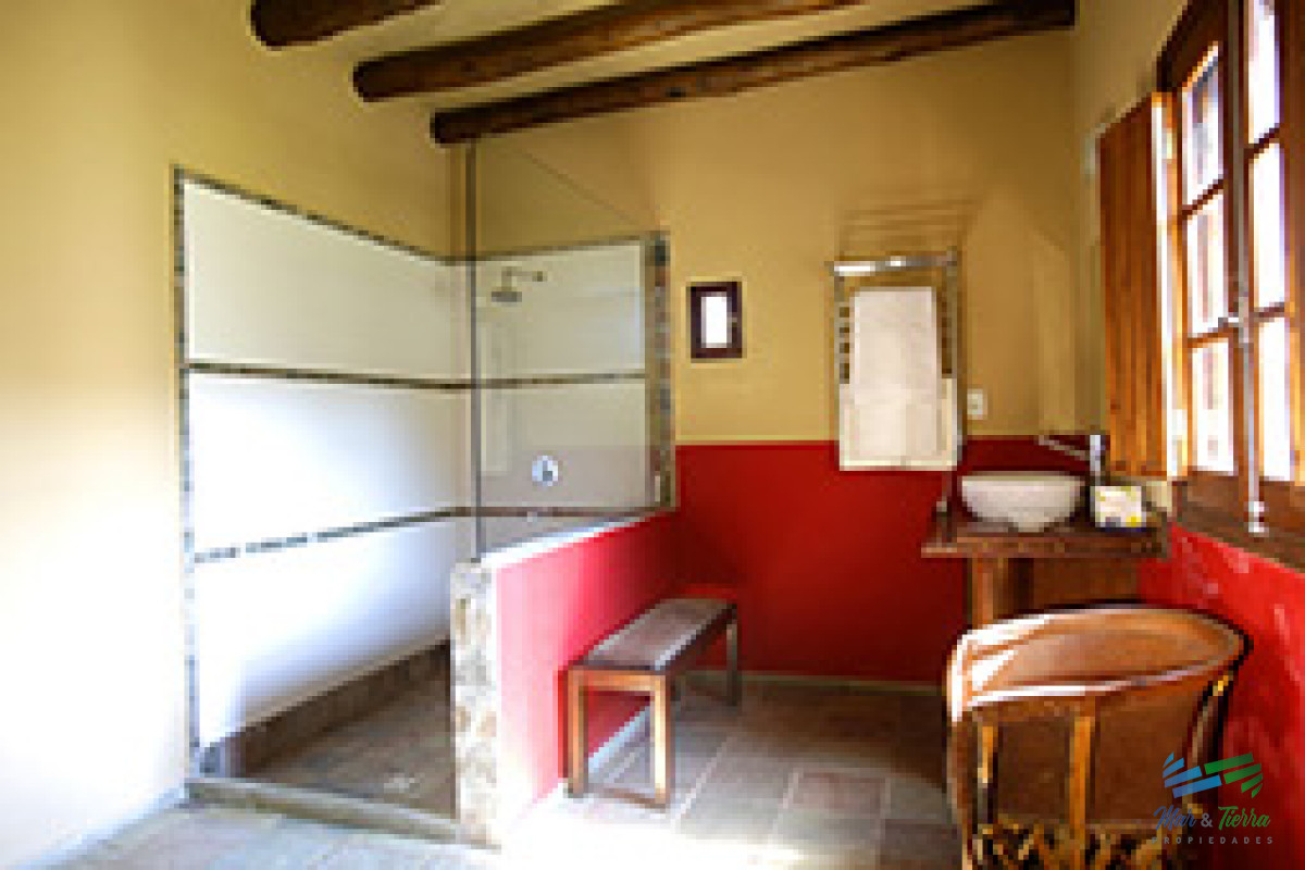 Chacra ID.5380 - Hotel del Campo - Posada negocio andando y con clientela, gran oportunidad de inversion!