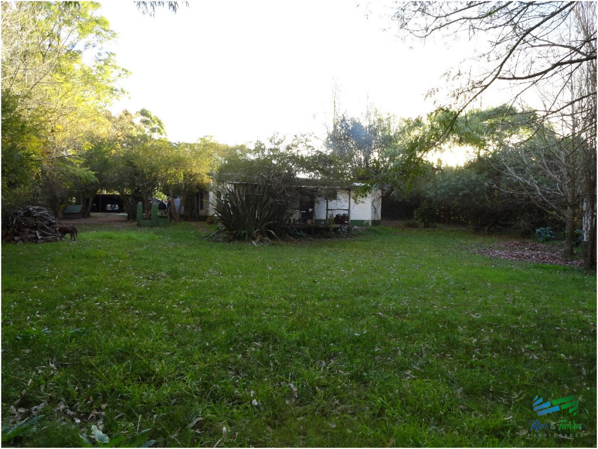 Chacra ID.2047 - Media Hectárea con casa sobre R.9