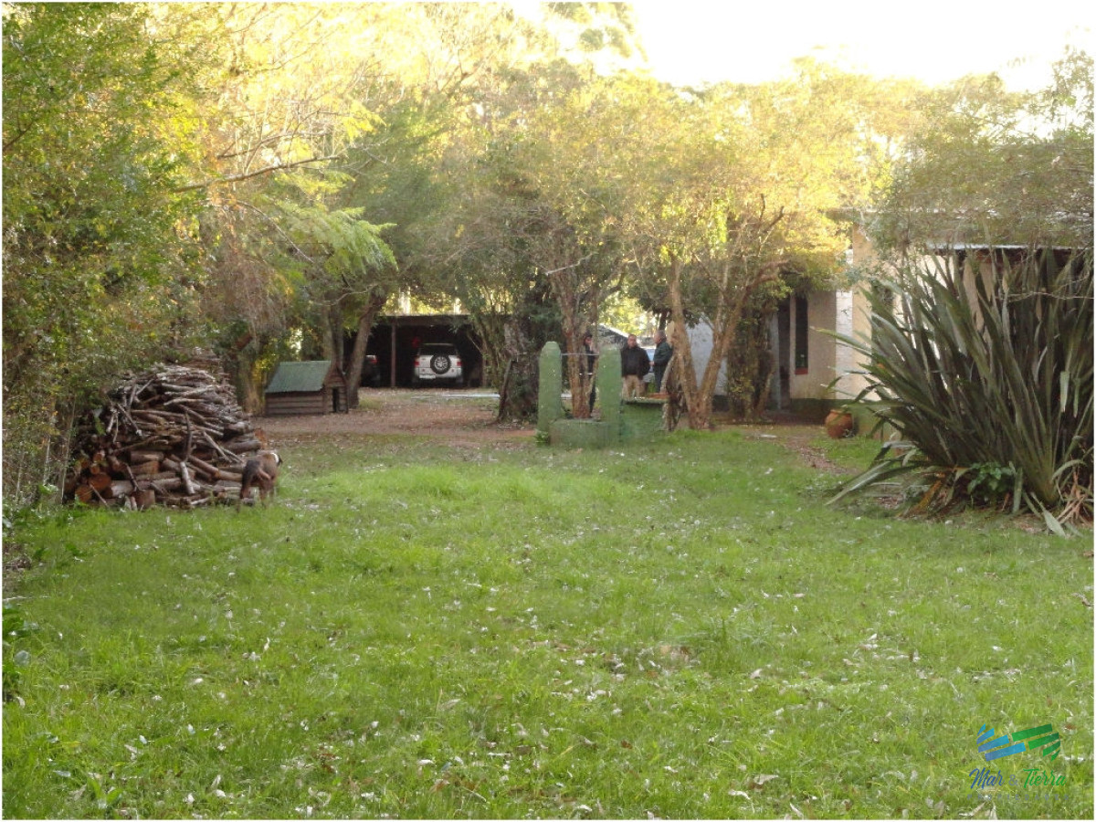 Chacra ID.2047 - Media Hectárea con casa sobre R.9