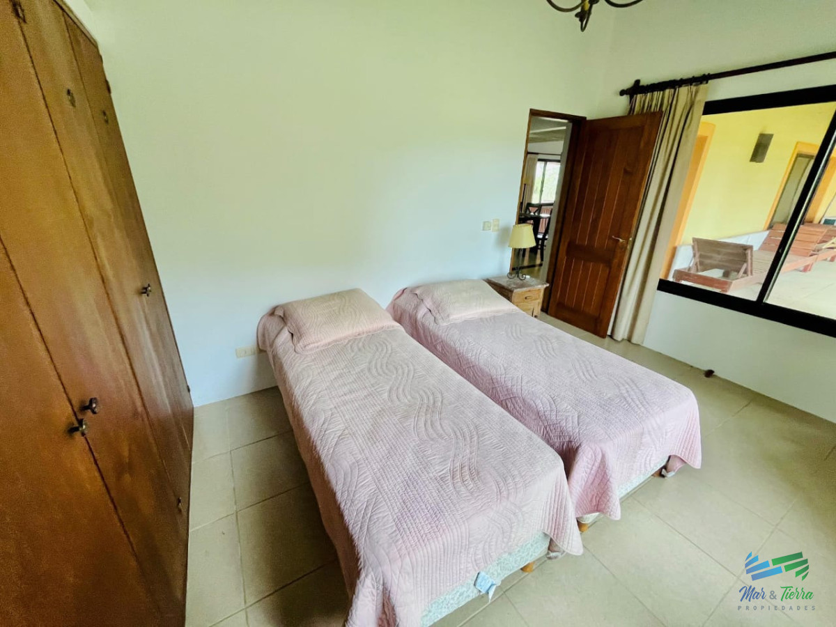 Chacra ID.2526 - Casa en venta en barrio privado EL Quijote, La Barra, Punta del Este