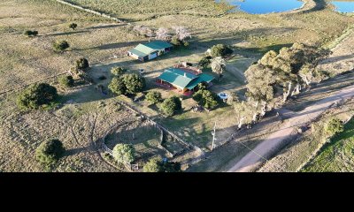 Bajo de Precio !!! Casa de campo en serio, son 5 hectáreas de paz, tranquilidad y muy bien ubicada ! Fianciado hasta 6 años o Permuta chica !